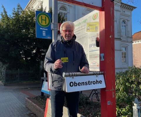 Lothar Macht auf der Mitfahrerbank Varel